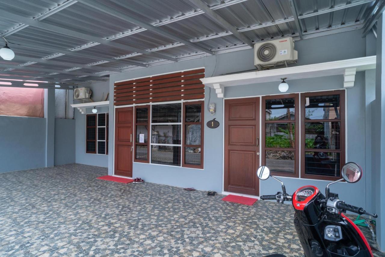 Koolkost Syariah Near Jalan Ahmad Yani Banjarmasin Otel Sungai Lutus Dış mekan fotoğraf